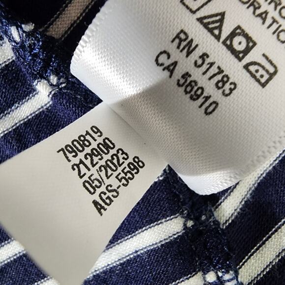 Maurices Womens Blue Striped Top Size XL Short Flutter Sleeve Colorblock Relaxed - Picture 9 of 10